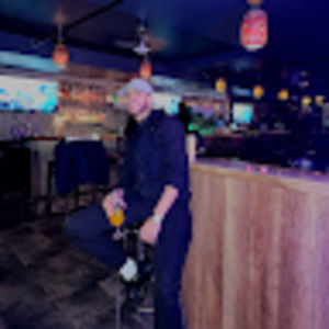 Meet your Posher, Hatim